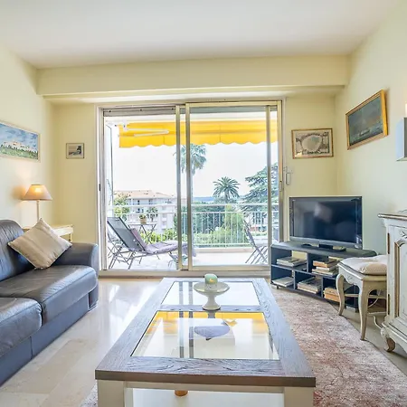 Les Pervenches By Interhome Апартаменты Канны